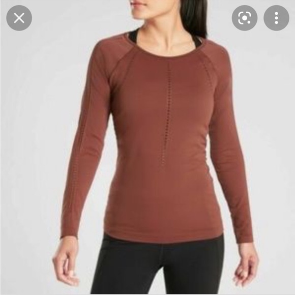 Athleta Tops - Athleta Seamless Foothill Longsleeve Top Size Large